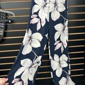 Dynamite Floral Print Women's Pants